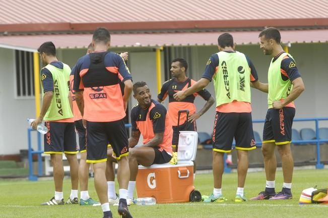 ENTRENAMIENTO DE LA UD LAS PALMAS EN BARRANCO ...