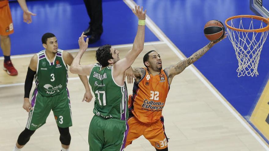 Erick Green, anota ante el Unicaja.