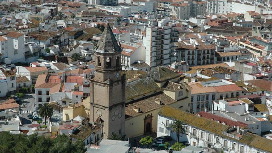 Una vista panorámica del casco histórico veleño, a su vez eje geográfico del litoral oriental.