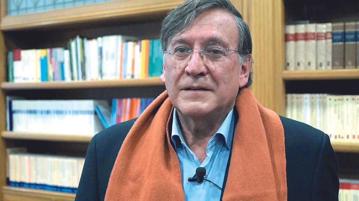 El escritor Joaquín Aráujo.