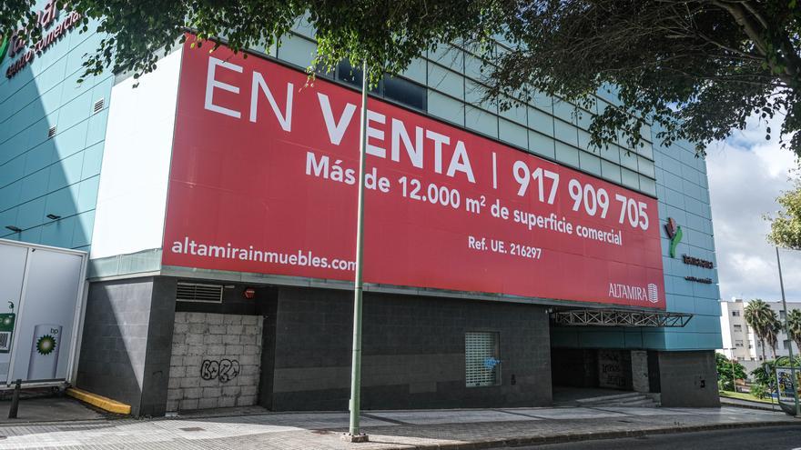 Sale a la venta el centro comercial Tamarana tras cinco años cerrado