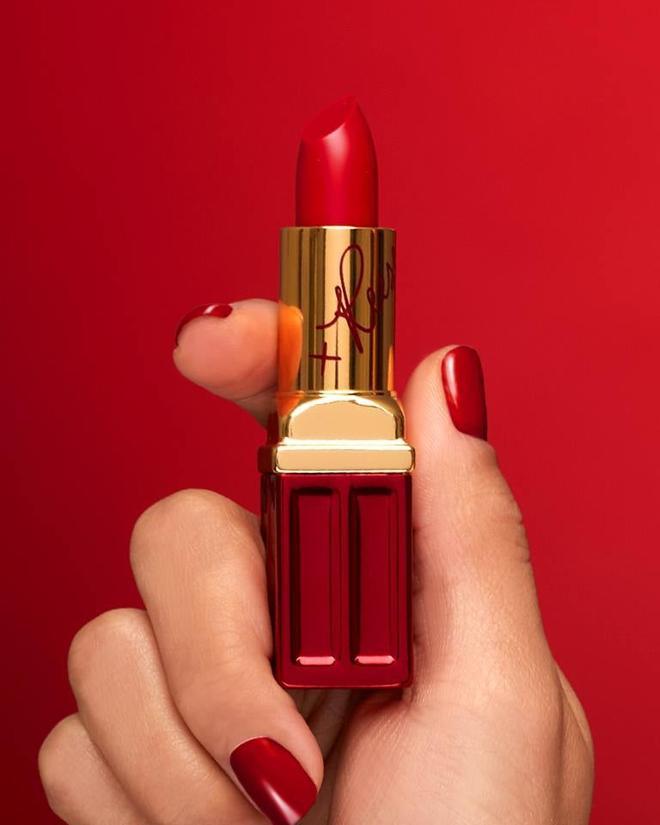 Labial rojo Elizabeth Arden y Reese Witherspoon