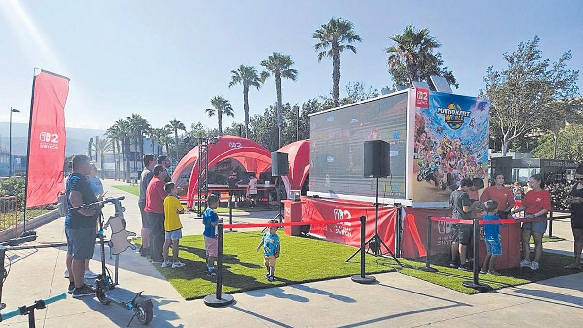 El espacio que Nintendo instaló hace unos días en Almería y que el domingo llega al puerto de Cartagena.