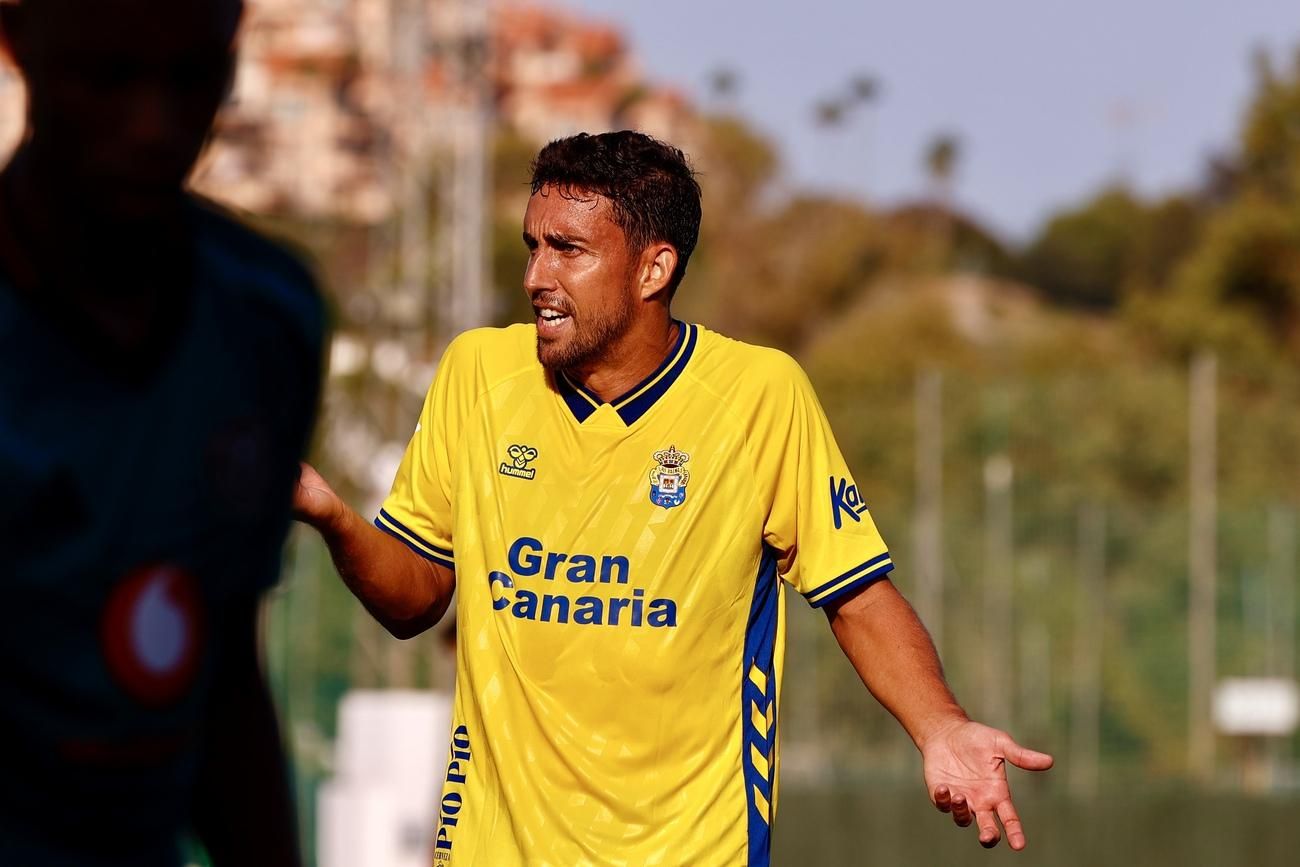 El partido Orlando Pirantes FC-UD Las Palmas, en imágenes