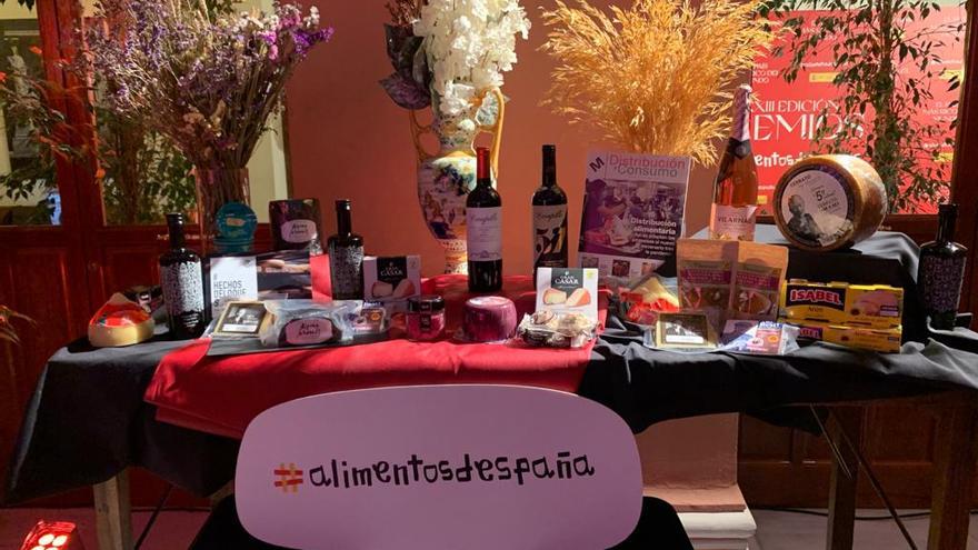 Los Alimentos de España premiados en 2021. Gran Casar, a la izquierda, es uno de ellos.
