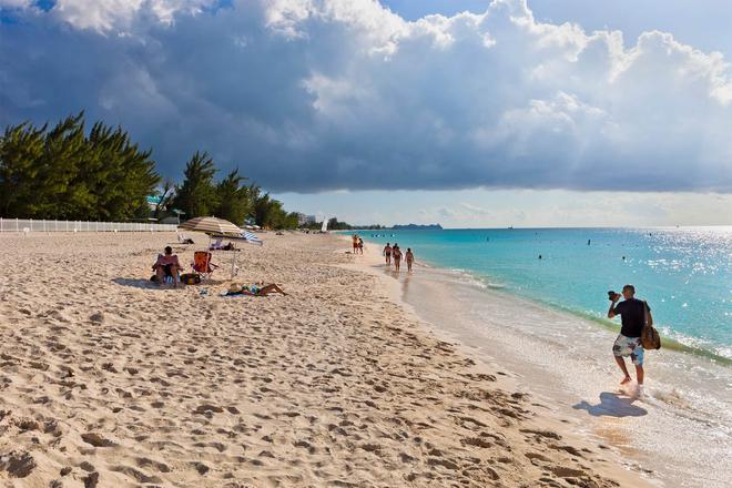 Mejores playas del mundo en 2021 - Seven Mile Cayman