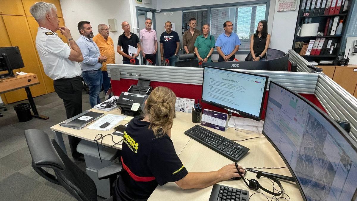Los alcaldes asisten a la formación en emergencias.