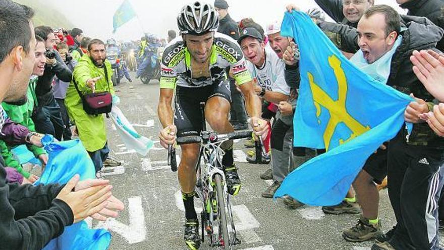 Juanjo Cobo, vencedor este año en el Angliru y ganador final de la Vuelta.