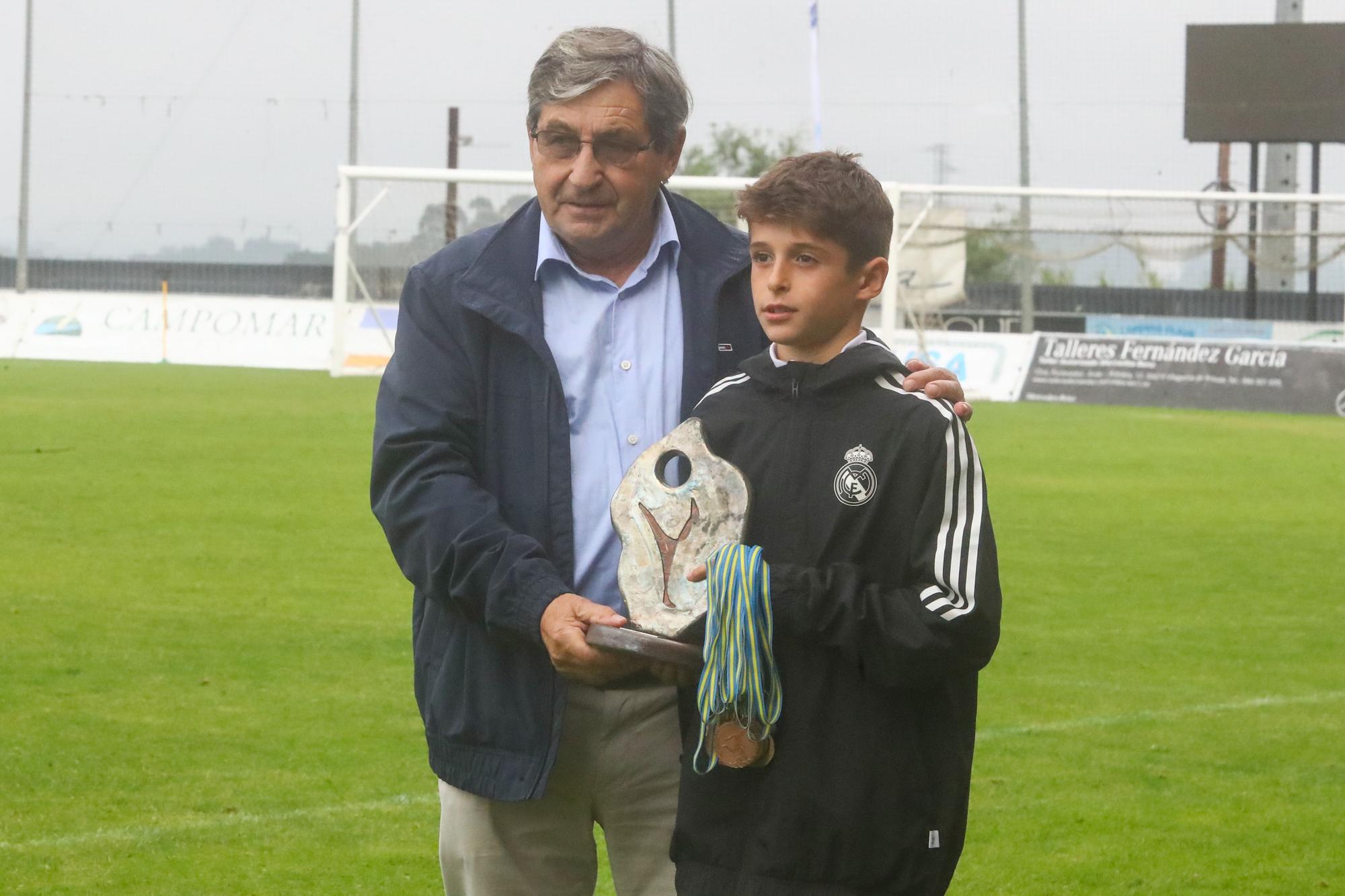 El Real Betis se hace con la corona del Arousa Fútbol 7