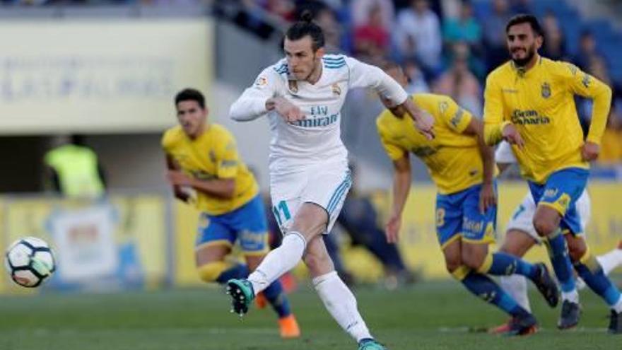 Bale, anotant el seu segon gol davant els canaris.