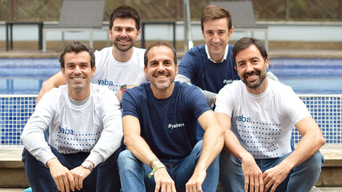 Cofundadores de Yaba Rubén Ferreiro y David Baratech (arriba) y Alejandro Fresneda, Sergi de Pablos y Patxi Archanco (abajo)