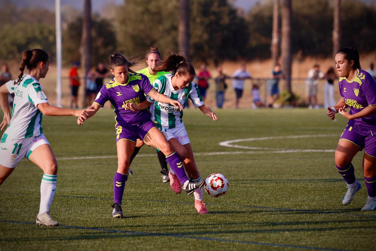 Córdoba CF Femenino-Málaga: la clasificación blanquiverde en la Copa en imágenes