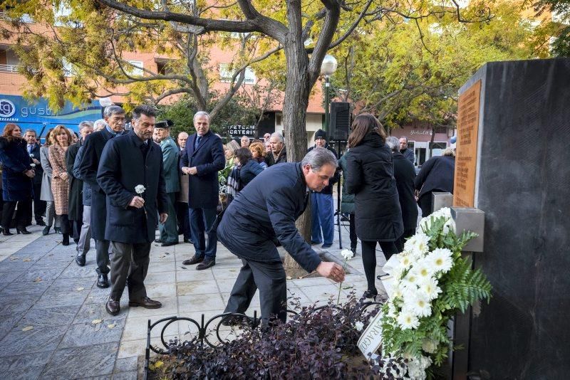 Homenaje a las víctimas de la casa cuartel de Zaragoza