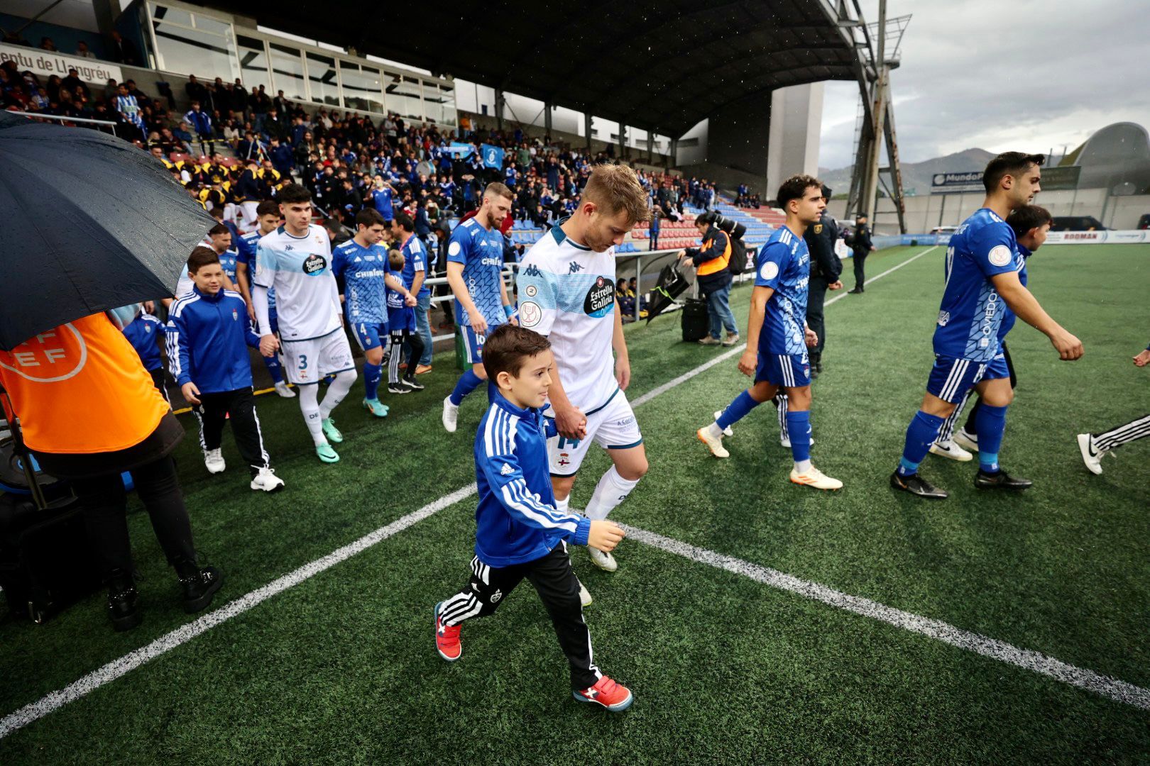 Así fue el partido entre el Covadonga y el Deportivo de La Coruña