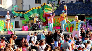 El festival de teatro de Les Valls d'Àneu, L'Esbaiola't, cierra su 18ª edición con 6.000 entradas vendidas y un 80% de ocupación.