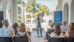 El alcalde de Esplugues, Eduard Sanz, durante la presentación del año Corberó, XC 90