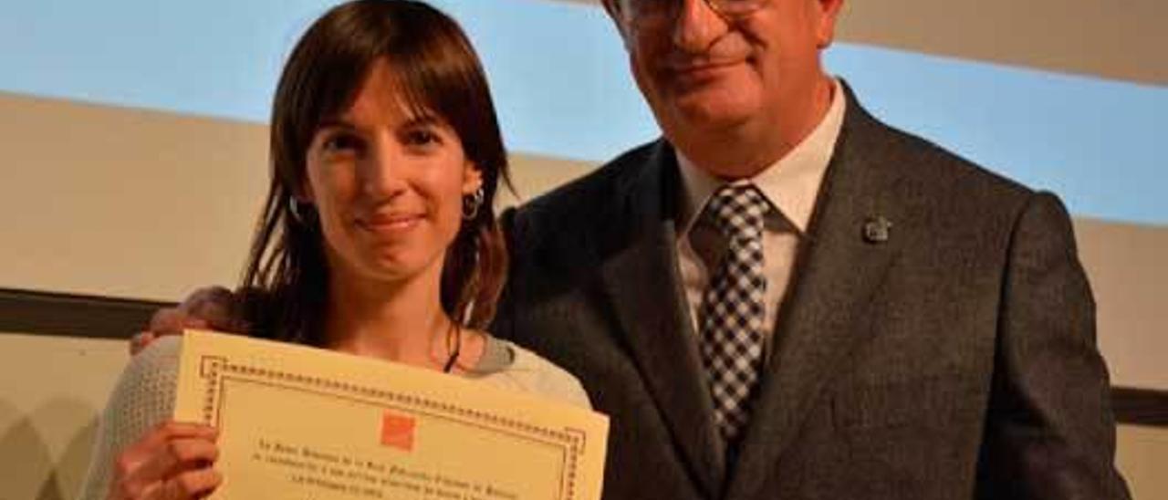 Marta Soler, con el presidente de la Federación Española.