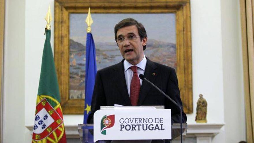 Portugal anuncia más recortes en pensiones, funcionarios y seguridad social