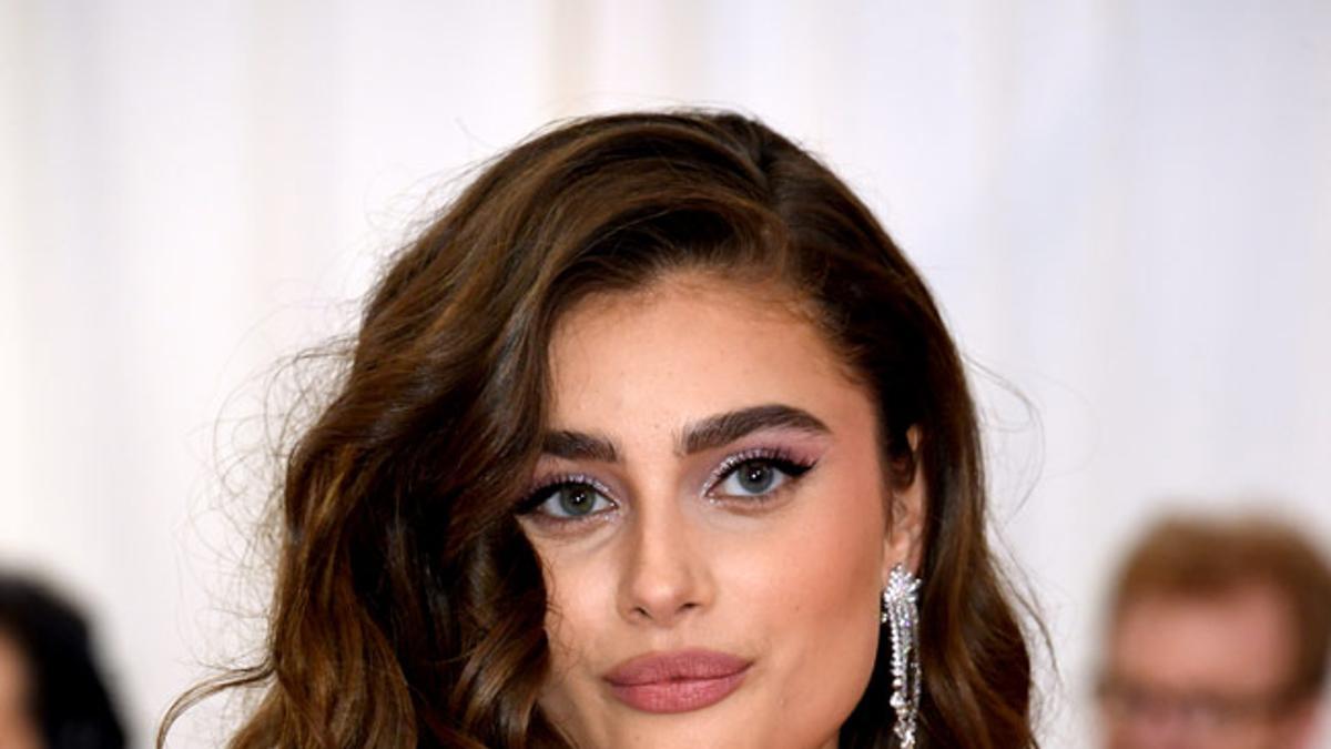 Taylor Hill en la Gala MET 2019