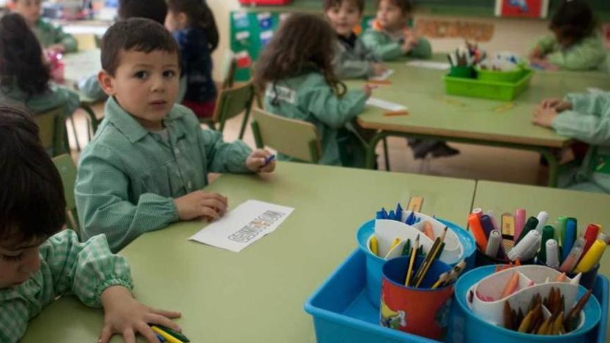 Alumnos del colegio de Ventanielles