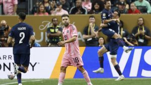 Jordi Alba, durante el partido ante el PSG del Mundial de Clubesq