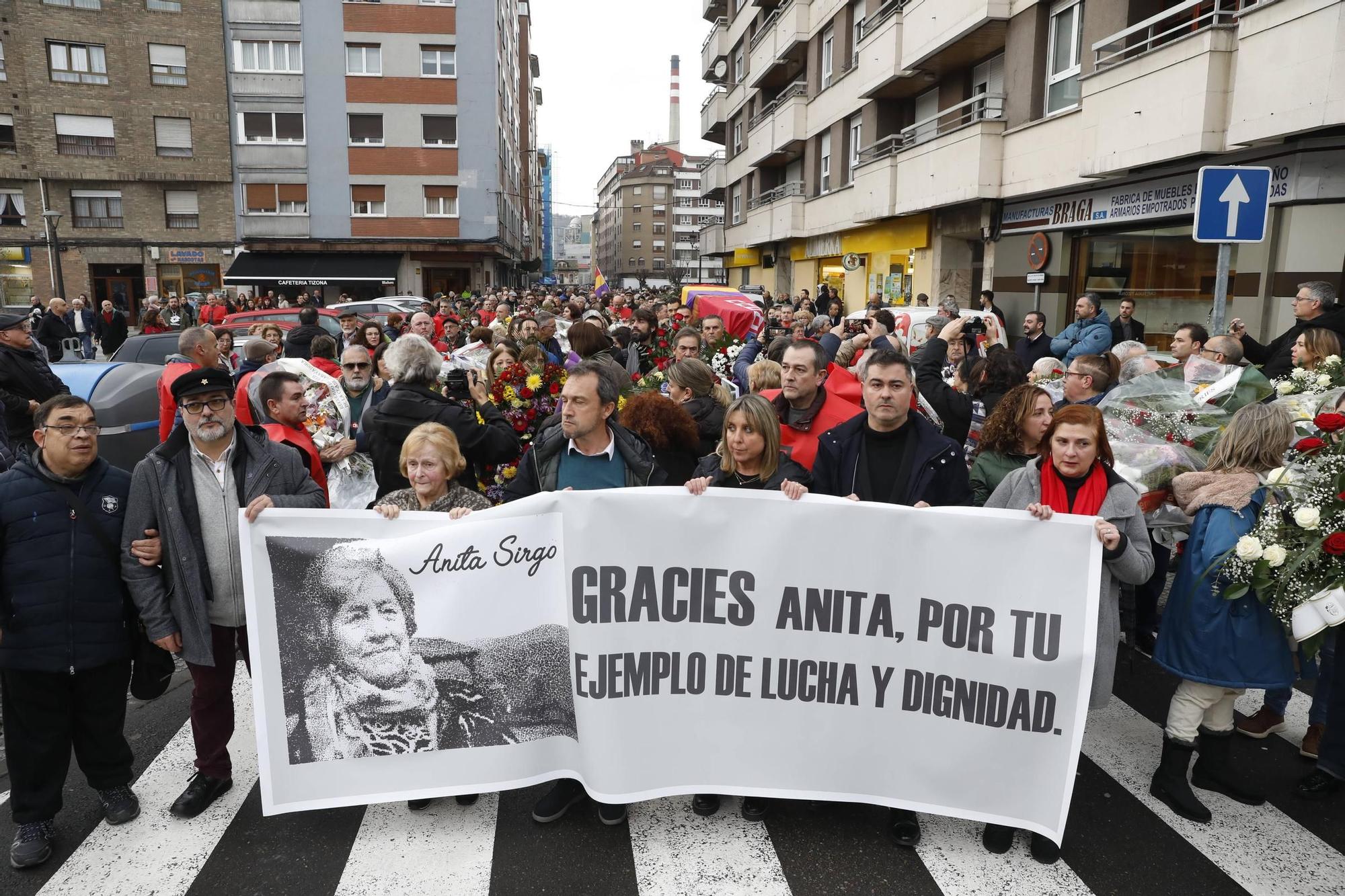 Así fue el último adiós a Anita Sirgo en Langreo