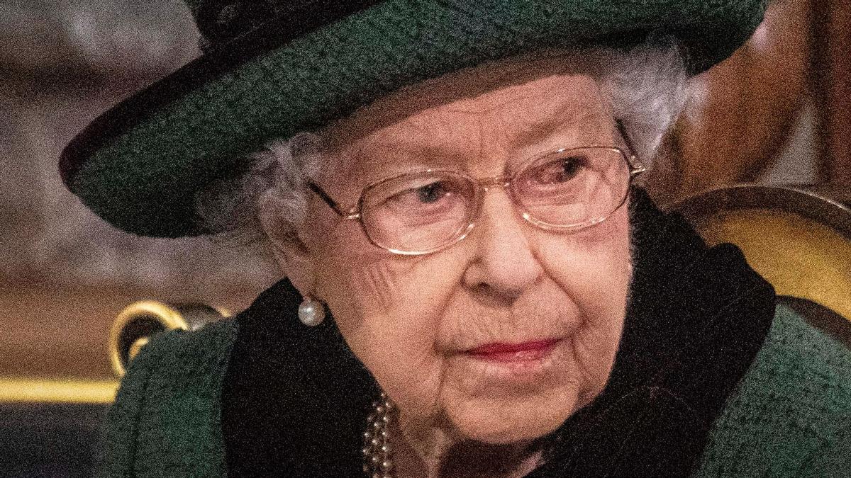 La Reina Isabel II de Gran Bretaña asiste a un Servicio de Acción de Gracias por su difunto esposo, el Príncipe Felipe de Gran Bretaña, Duque de Edimburgo, en la Abadía de Westminster en el centro de Londres el 29 de marzo de 2022.