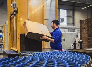 Si España es cada vez más rica, hay que redistribuir la riqueza