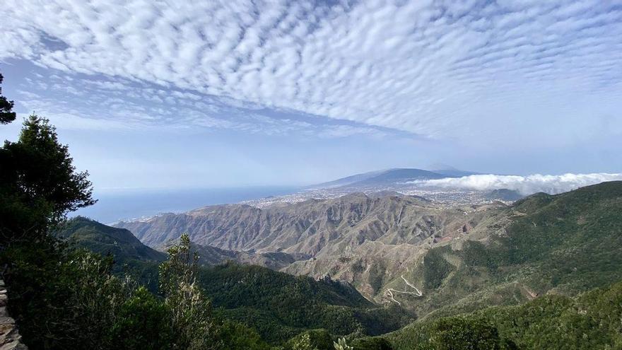 Comienza la semana con cielos nubosos en las islas montañosas