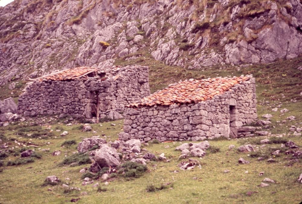 Fotografías de montaña donadas al Pueblo de Asturias