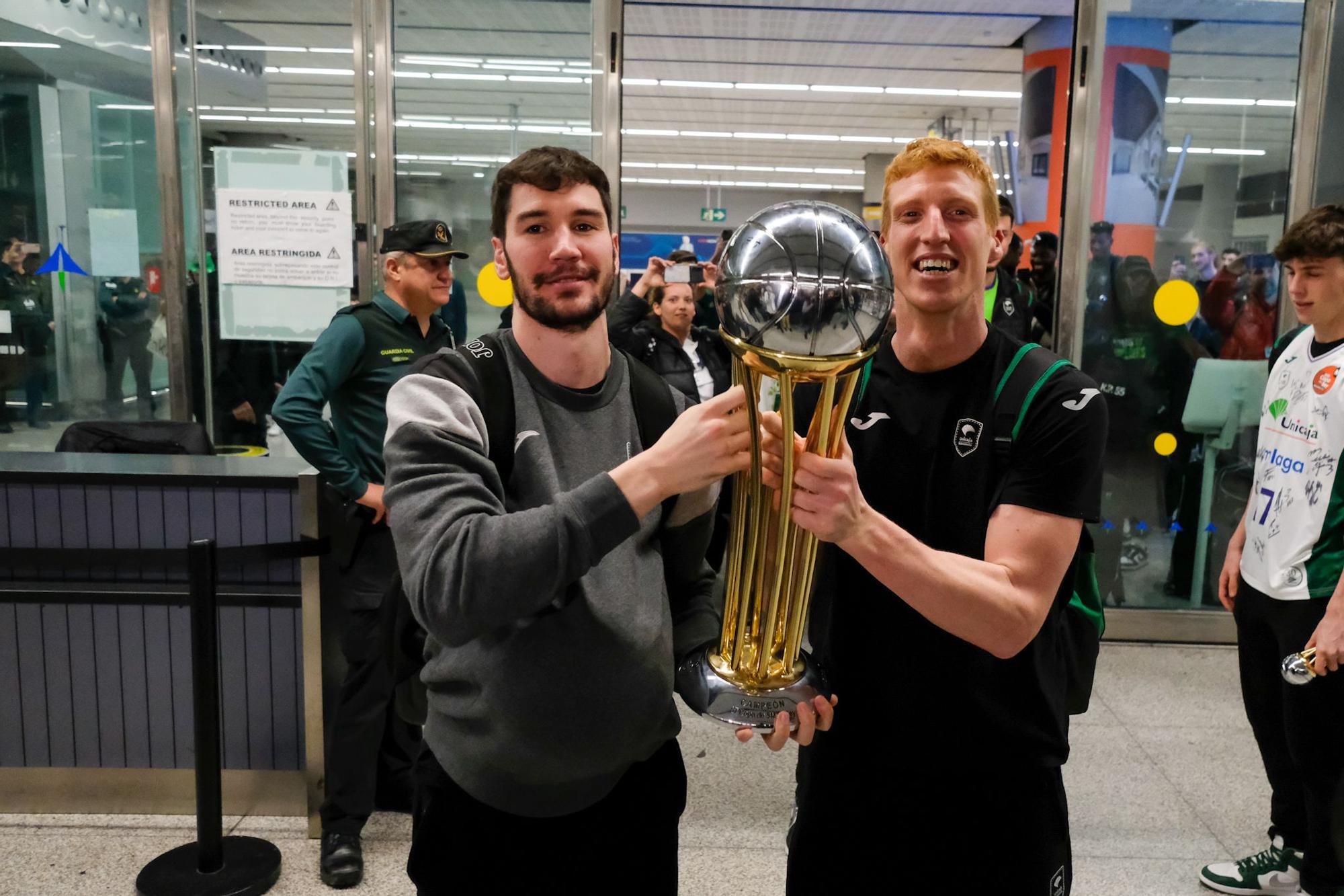 La llegada del Unicaja al aeropuerto de Málaga tras ganar la Copa del Rey