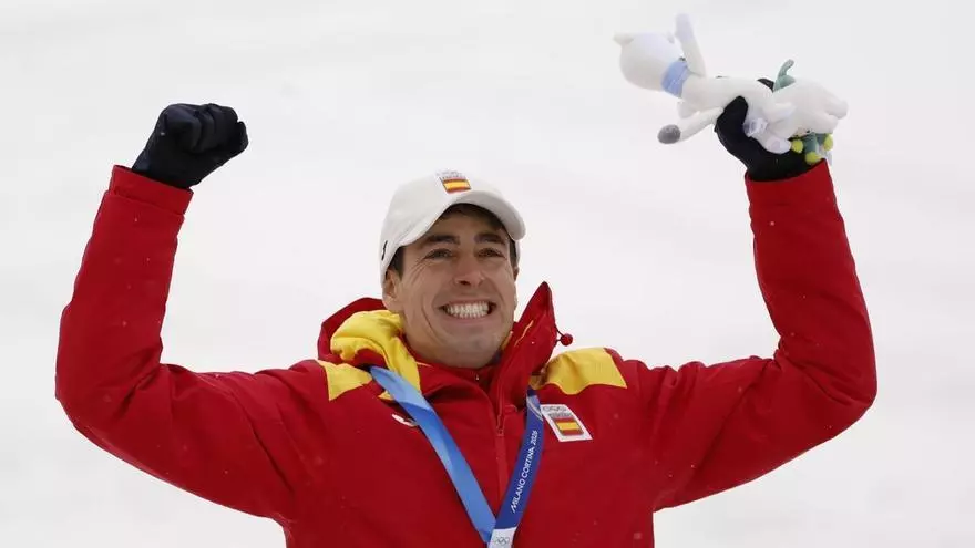 Cardona: En la última curva, cuando vi que ganaba y a todos en la grada disfruté muchísimo