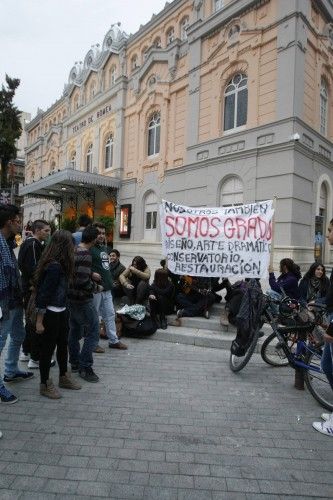 Una protesta musical contra la eliminación de las Artes Escénicas