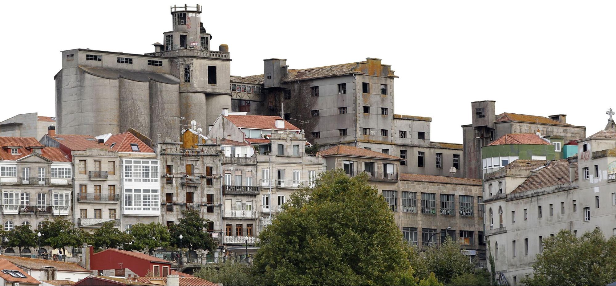 Vista de la panificadora desde Alfonso XII Ricardo Grobas 2019.jpg