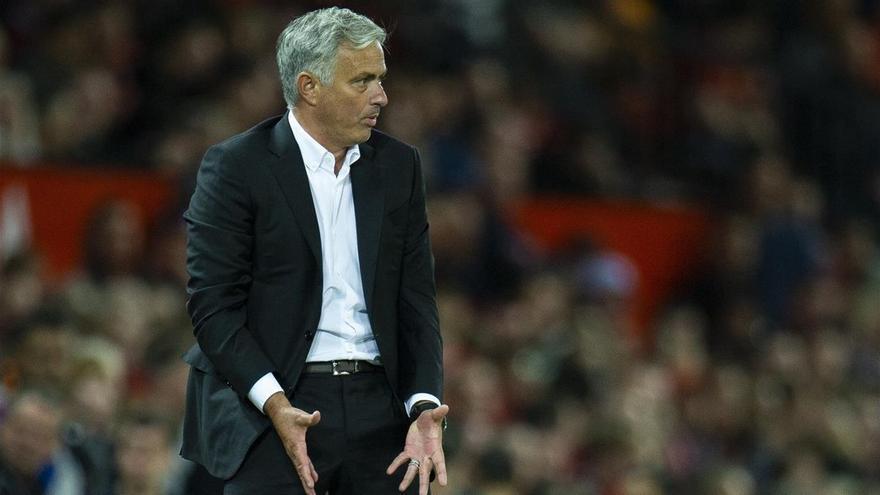 Mourinho se enfrenta al Manchester United por Martial