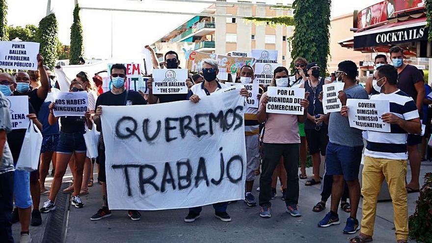 Protesta en Magaluf por el cierre de Punta Ballena.