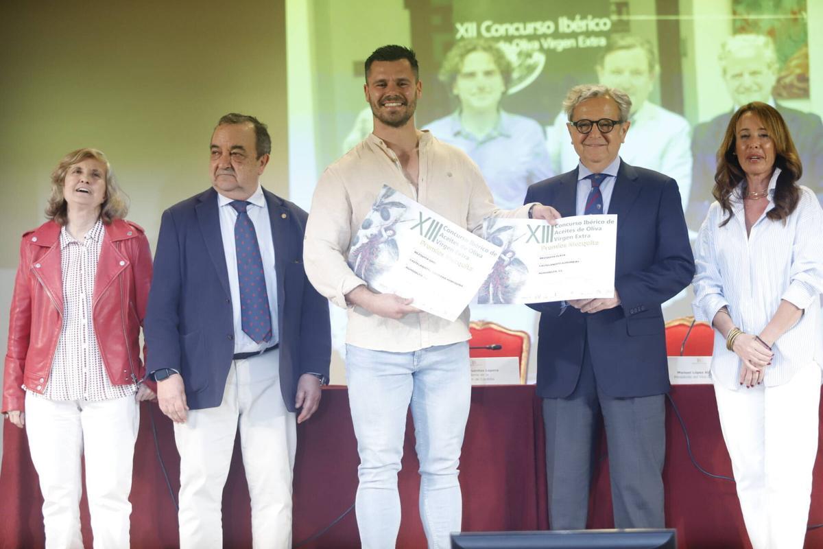 Dos aceites de la Subbética se alzan en el Concurso Ibérico de los Premios Mezquita