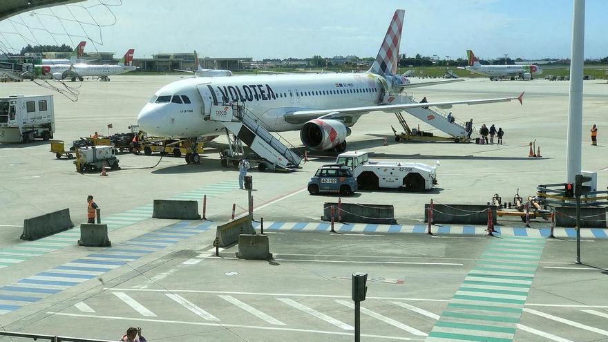 La Comisión Europea plantea que los aeropuertos de Oporto y Santiago no puedan ofrecer ayudas a las aerolíneas