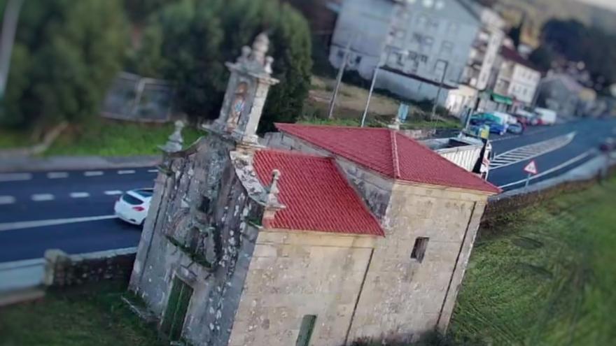 Barro culmina la restauración de la capilla del Pazo da Crega