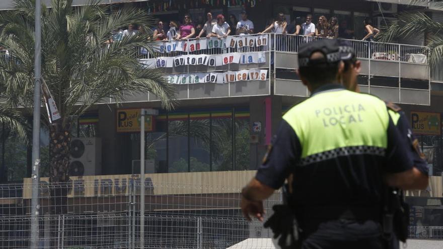 Despliegue especial de la Policía en la mascletà del 31, Nochevieja y la Cabalgata