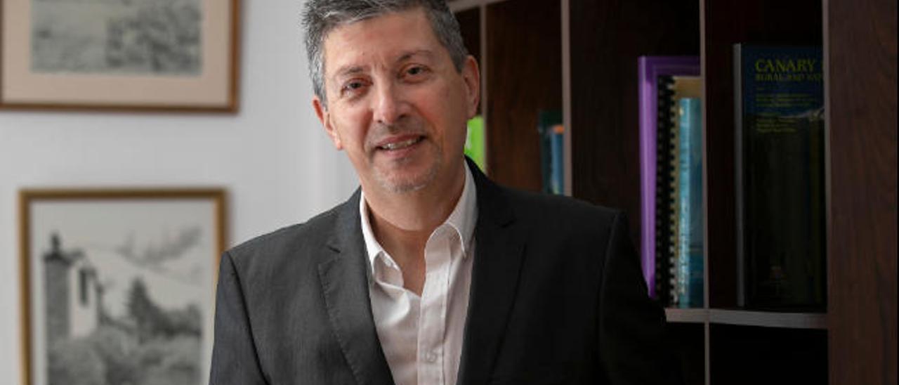 Juan José Rodríguez, director de la UNED en Las Palmas de Gran Canaria.