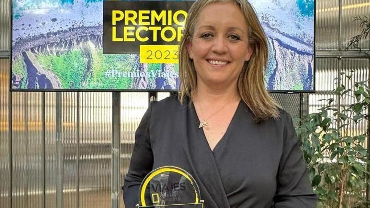 Alejandra Ferrer recoge el premio de National Geográphic