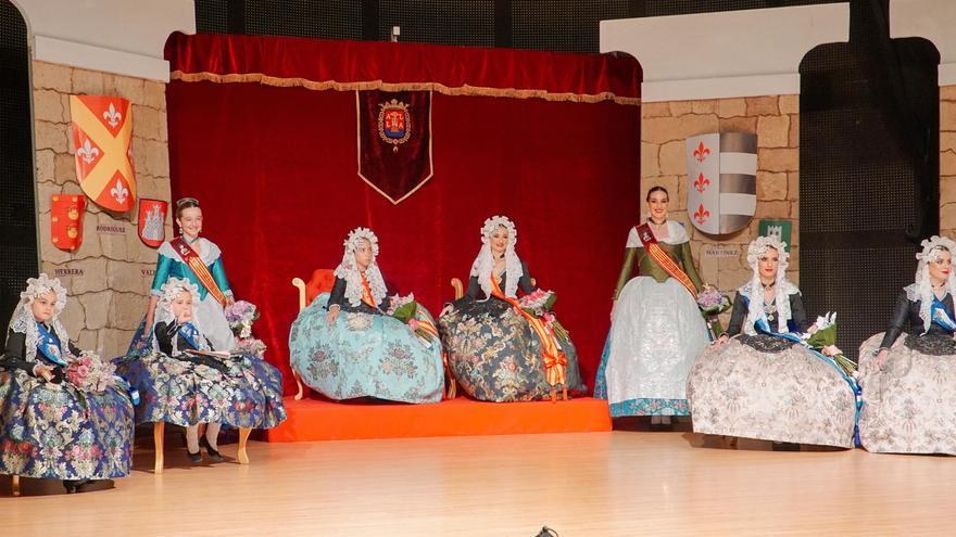 Presentación de las Bellezas y Damas de Honor de la Hoguera Alfonso el Sabio