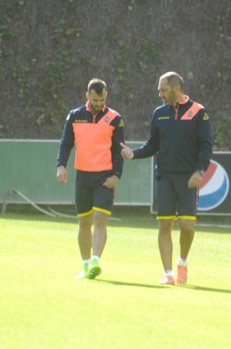 ENTRENAMIENTO DE LA UD LAS PALMAS EN BARRANCO ...