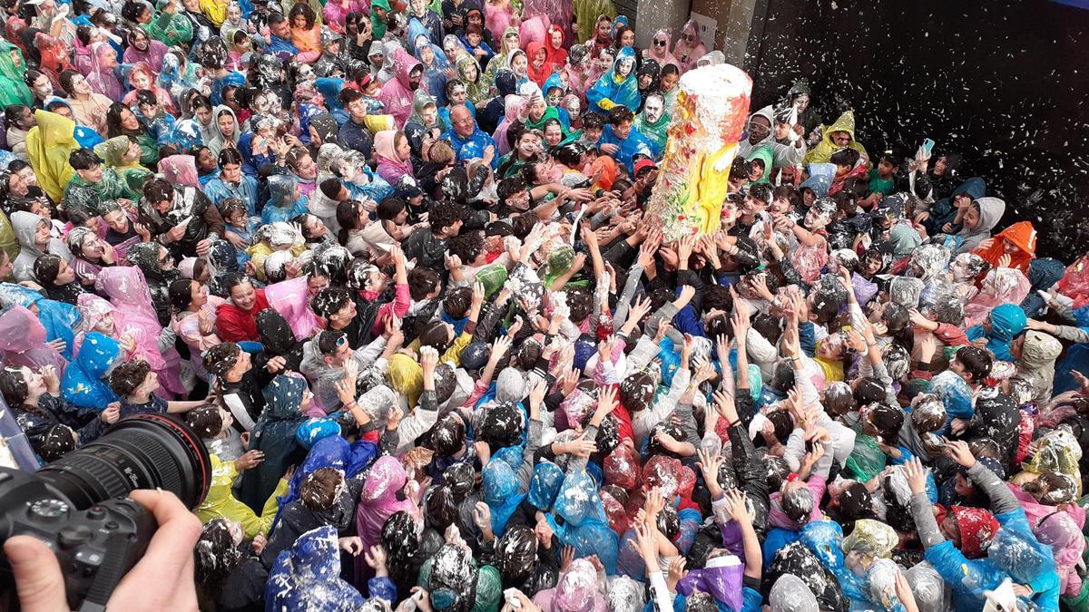 La Merengada de Vilanova, uno de los actos del carnaval afectado por el temporal de viento de este jueves