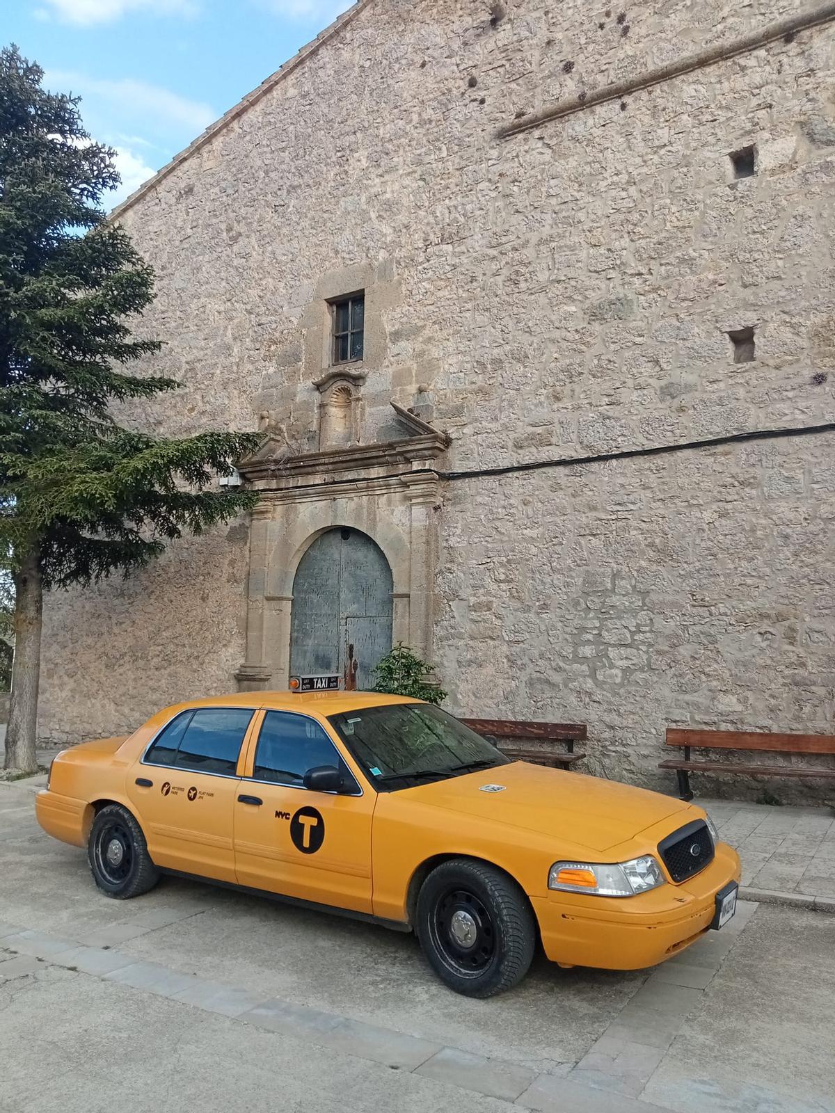 Una francesa que busca sus orígenes en Els Ports es la dueña del coche importado que hizo de taxi en NY.