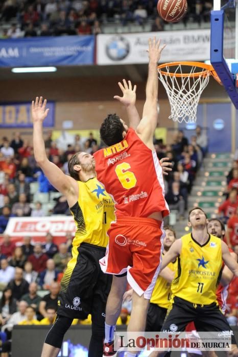 Partido entre el UCAM CB Mucia y el Iberostar