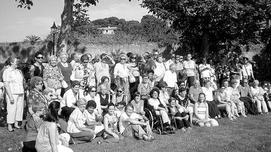 Segundo aniversario del centro social llanisco de El Rinconín