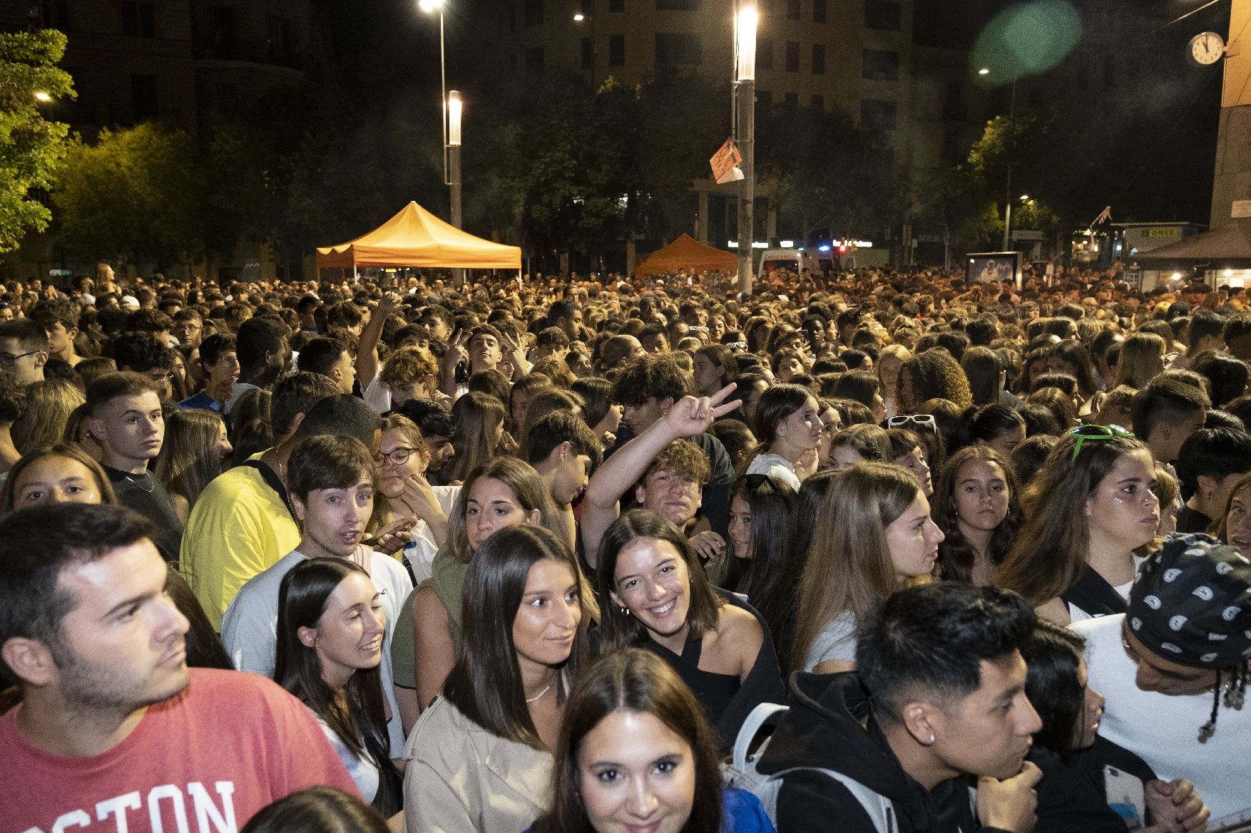 Troba't a les fotos del concert de 31 FAM a la plaça Sant Domènec