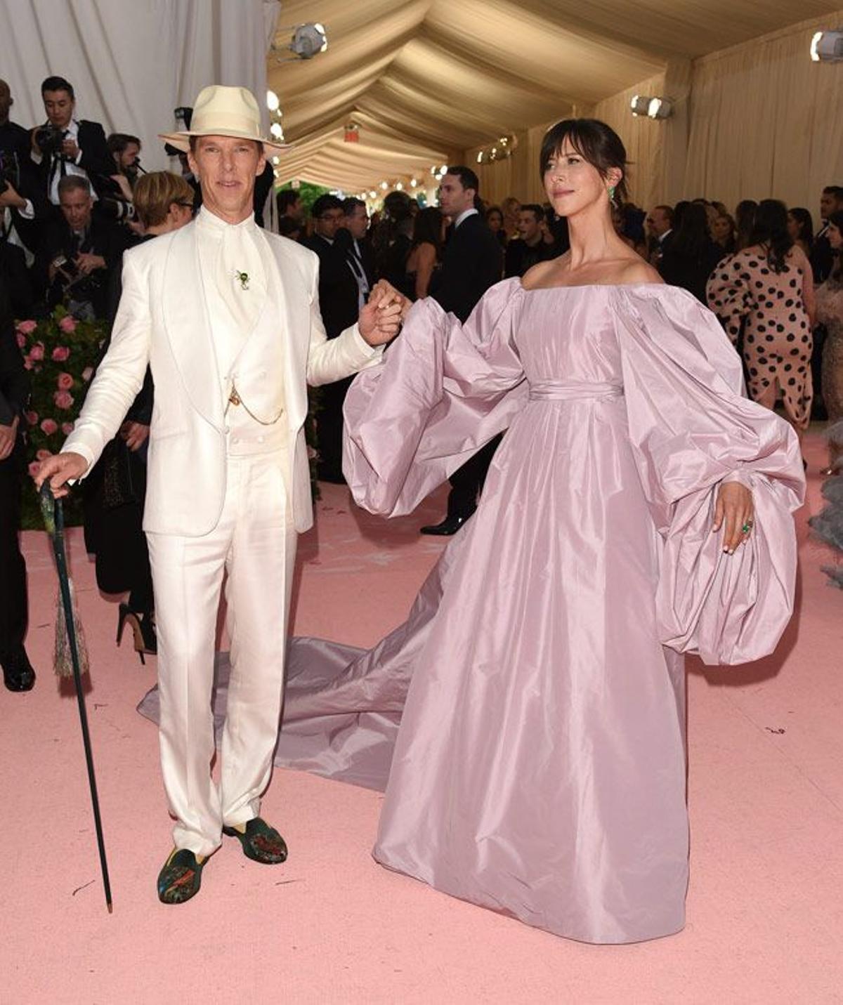 Benedict Cumberbatch y Sophie Hunter en la Gala MET 2019